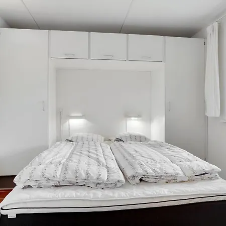 Lejl 226 St Apartman *